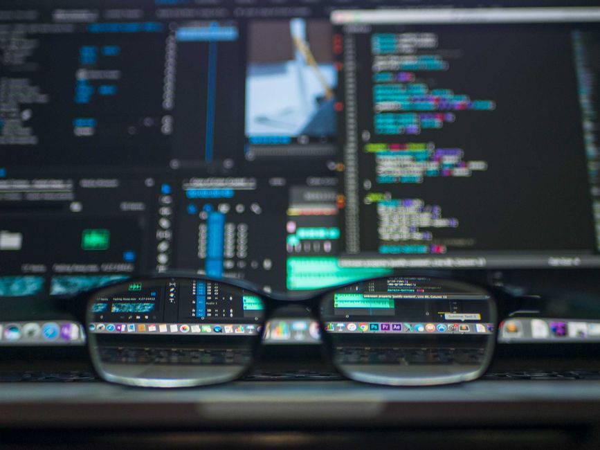 Porträt einer Lehrperson für Datenanalyse